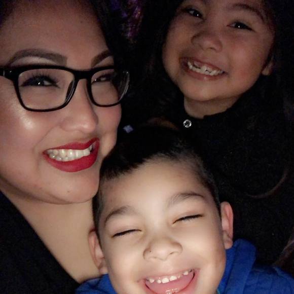 Meet your Posher, Iveth - Picture 1 of 1